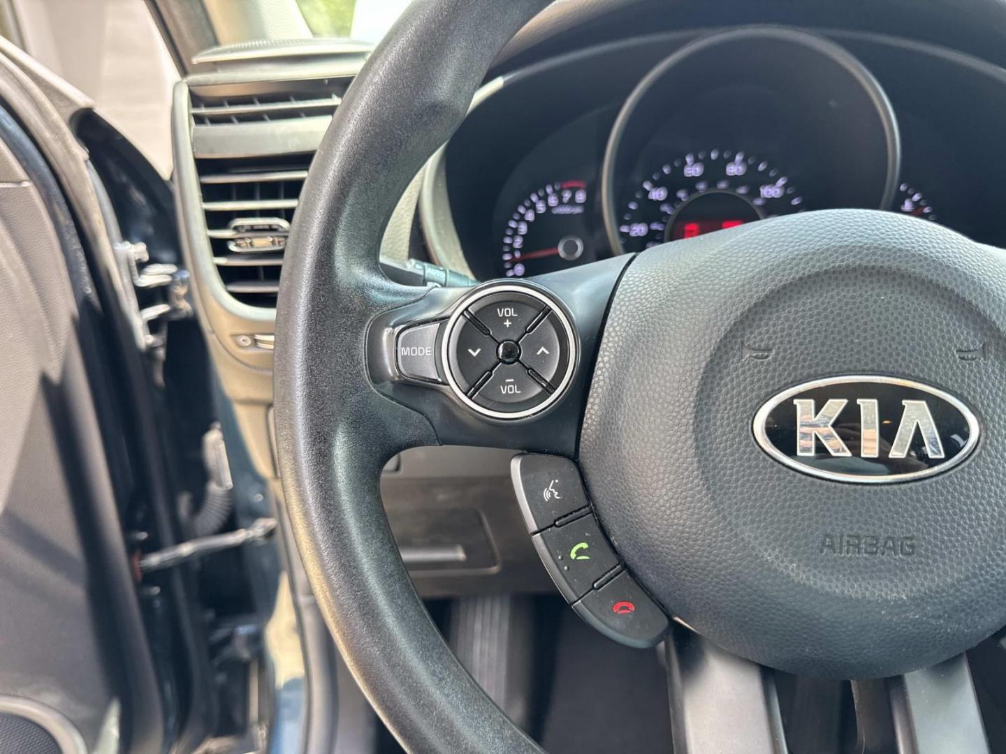 2018 Blue /Black Kia Soul + Auto (KNDJP3A53J7) , Automatic transmission, located at 6904 Johnston St., Lafayette, LA, 70503, (337) 988-1960, 30.143589, -92.100601- Photo#22