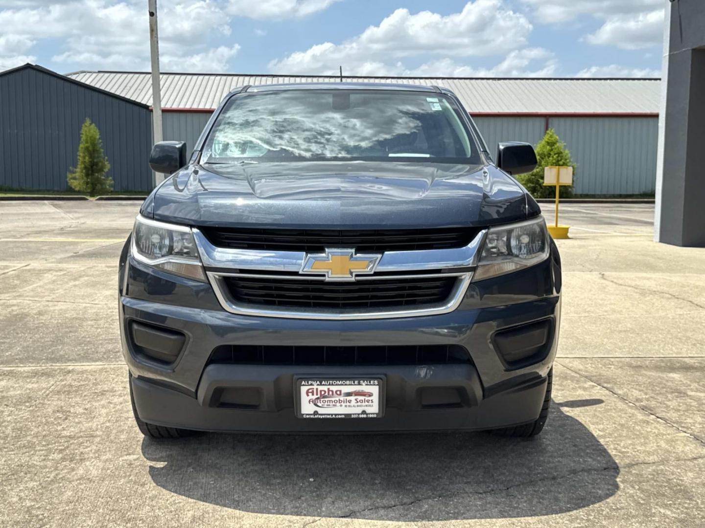 2020 Gray /Gray Chevrolet Colorado 2WD Crew Cab 128 Work Truck (1GCGSBEA5L1) , Automatic transmission, located at 6904 Johnston St., Lafayette, LA, 70503, (337) 988-1960, 30.143589, -92.100601- Photo#2