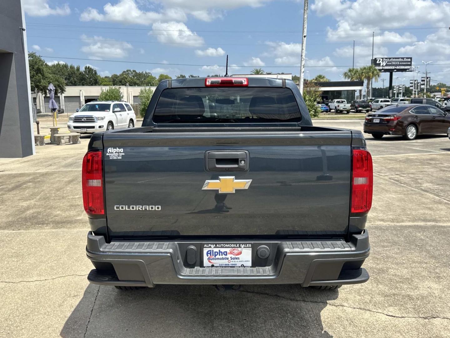 2020 Gray /Gray Chevrolet Colorado 2WD Crew Cab 128 Work Truck (1GCGSBEA5L1) , Automatic transmission, located at 6904 Johnston St., Lafayette, LA, 70503, (337) 988-1960, 30.143589, -92.100601- Photo#6
