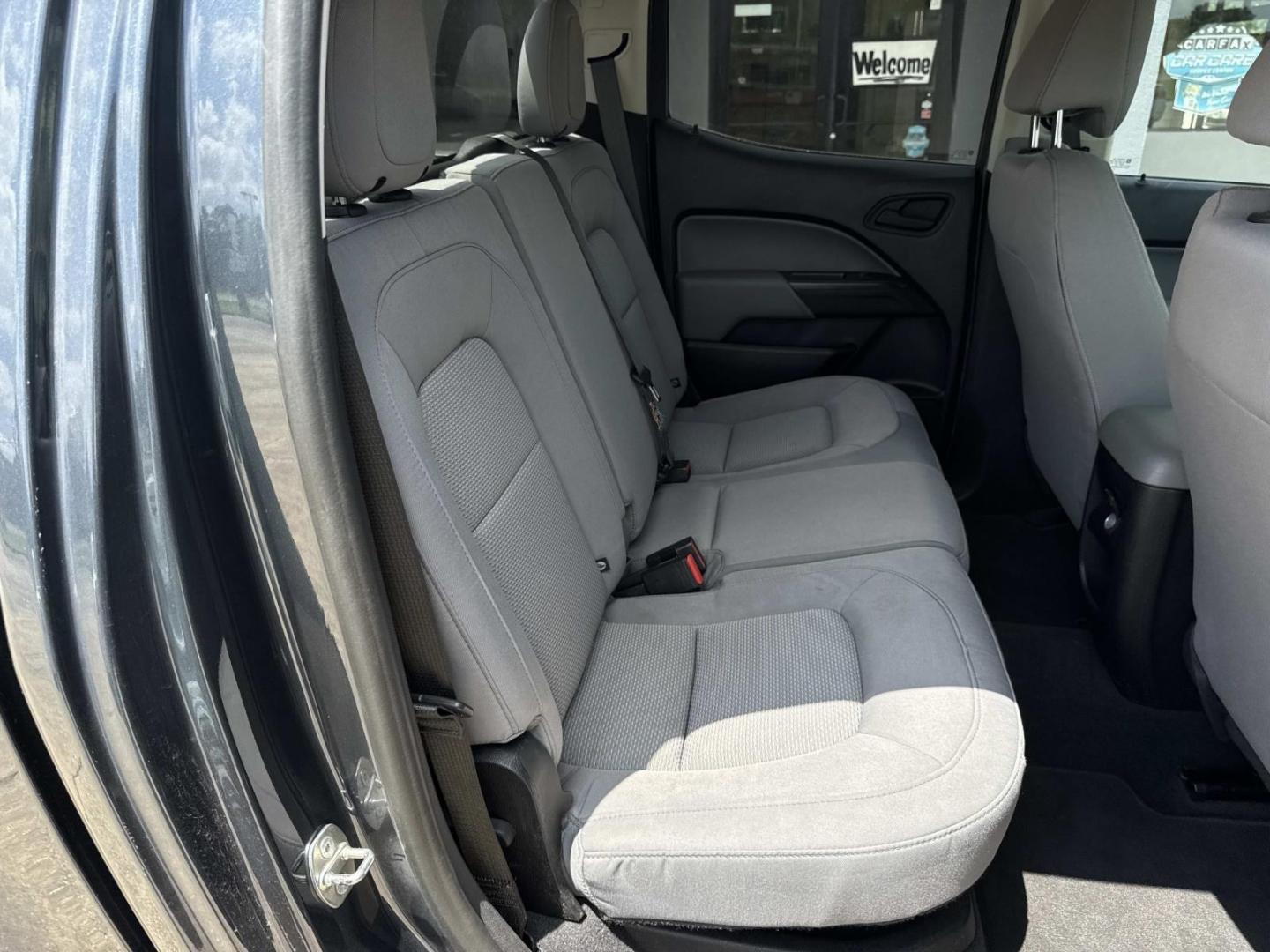 2020 Gray /Gray Chevrolet Colorado 2WD Crew Cab 128 Work Truck (1GCGSBEA5L1) , Automatic transmission, located at 6904 Johnston St., Lafayette, LA, 70503, (337) 988-1960, 30.143589, -92.100601- Photo#9