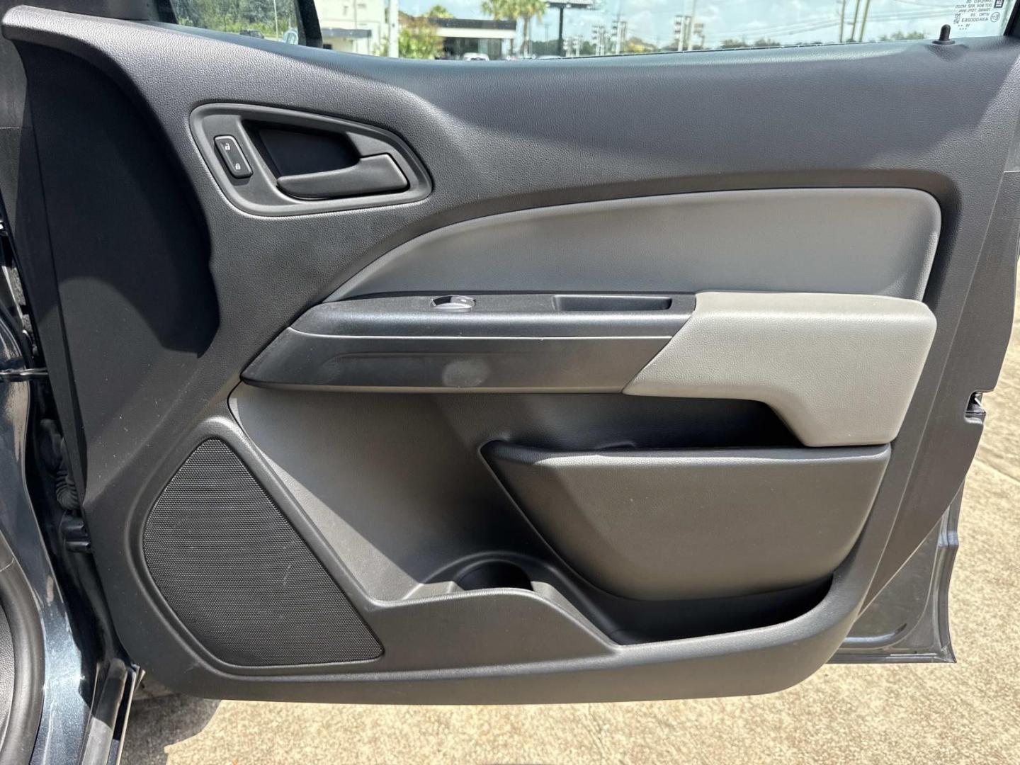2020 Gray /Gray Chevrolet Colorado 2WD Crew Cab 128 Work Truck (1GCGSBEA5L1) , Automatic transmission, located at 6904 Johnston St., Lafayette, LA, 70503, (337) 988-1960, 30.143589, -92.100601- Photo#13