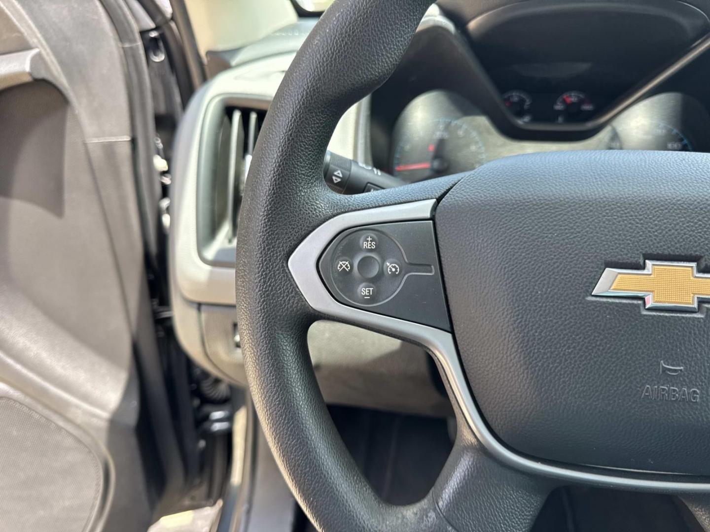 2020 Gray /Gray Chevrolet Colorado 2WD Crew Cab 128 Work Truck (1GCGSBEA5L1) , Automatic transmission, located at 6904 Johnston St., Lafayette, LA, 70503, (337) 988-1960, 30.143589, -92.100601- Photo#22