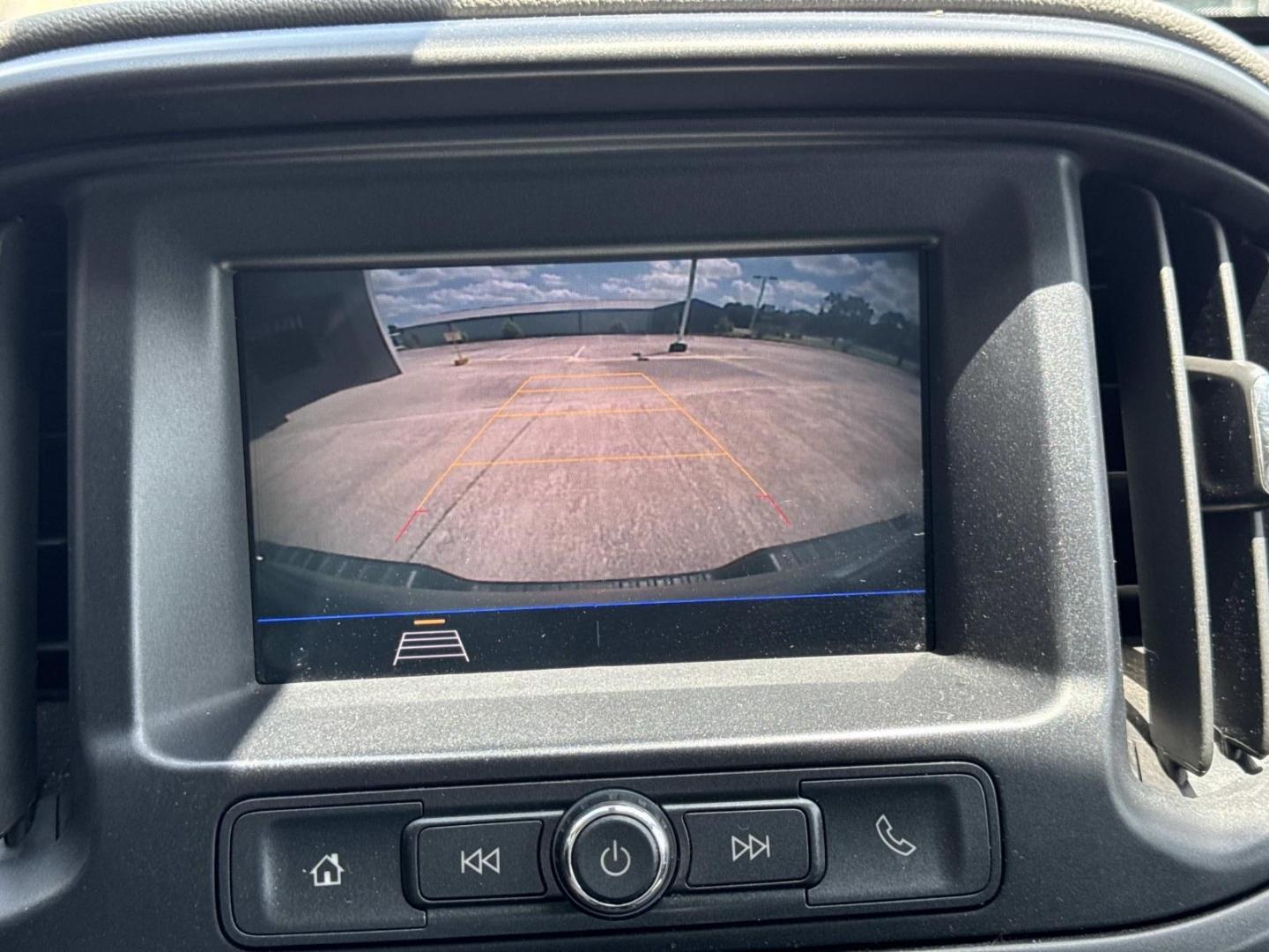2020 Gray /Gray Chevrolet Colorado 2WD Crew Cab 128 Work Truck (1GCGSBEA5L1) , Automatic transmission, located at 6904 Johnston St., Lafayette, LA, 70503, (337) 988-1960, 30.143589, -92.100601- Photo#24