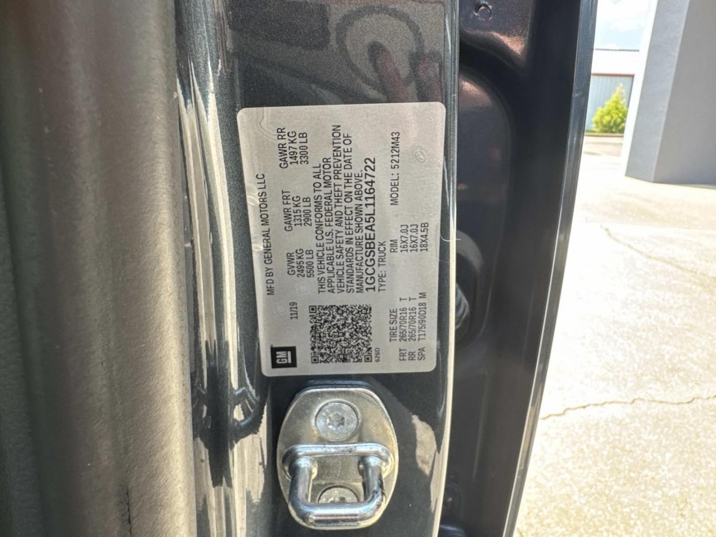 2020 Gray /Gray Chevrolet Colorado 2WD Crew Cab 128 Work Truck (1GCGSBEA5L1) , Automatic transmission, located at 6904 Johnston St., Lafayette, LA, 70503, (337) 988-1960, 30.143589, -92.100601- Photo#28
