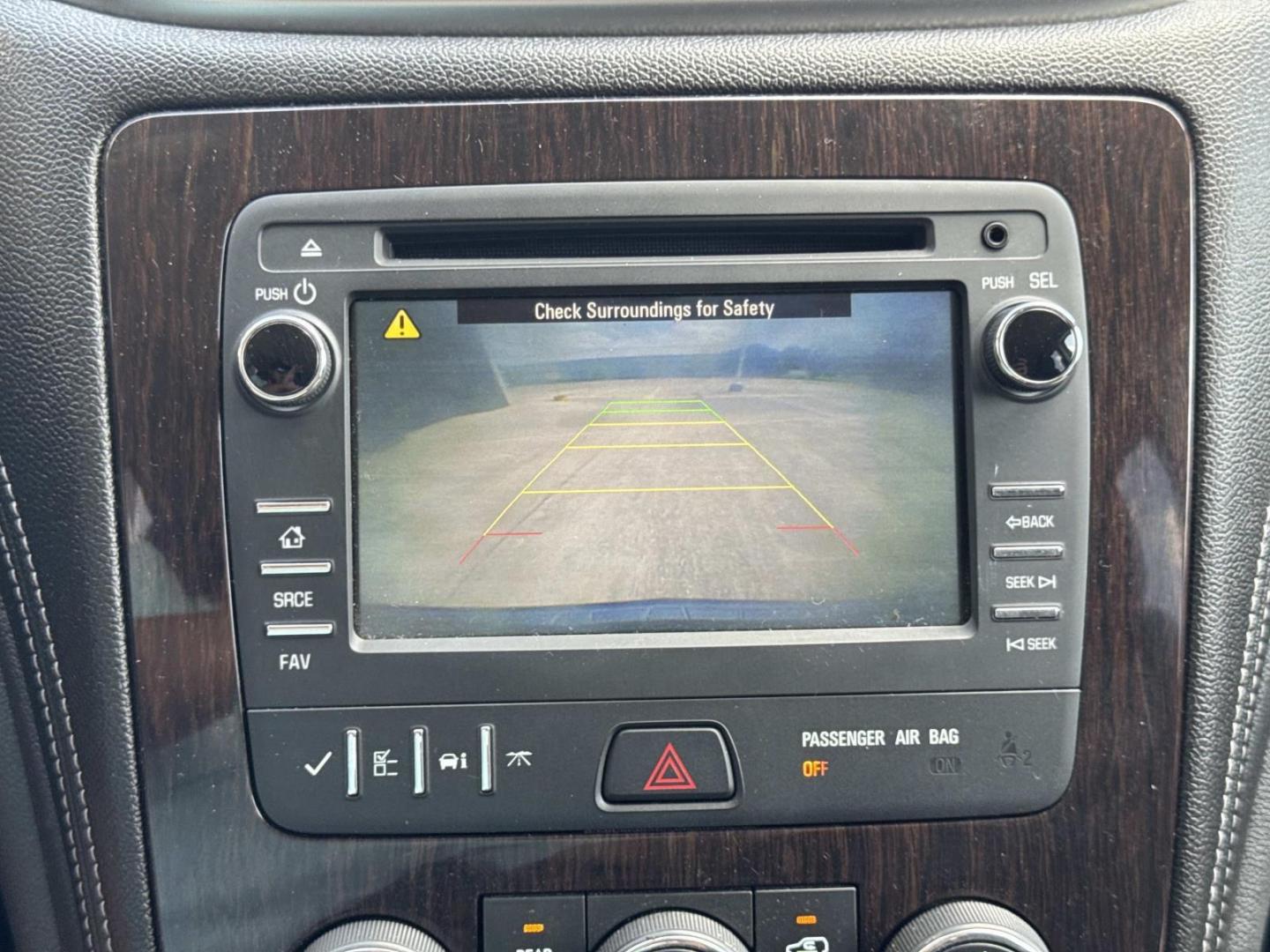 2016 Gray /Gray Chevrolet Traverse FWD 4dr LT w/1LT (1GNKRGKDXGJ) , Automatic transmission, located at 6904 Johnston St., Lafayette, LA, 70503, (337) 988-1960, 30.143589, -92.100601- Photo#27