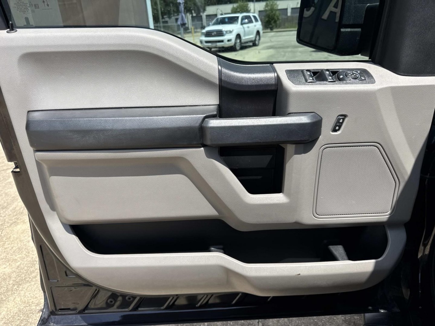 2020 Black /Black Ford F-150 XL 2WD SuperCrew 5.5' Box (1FTEW1C57LK) , Automatic transmission, located at 6904 Johnston St., Lafayette, LA, 70503, (337) 988-1960, 30.143589, -92.100601- Photo#18
