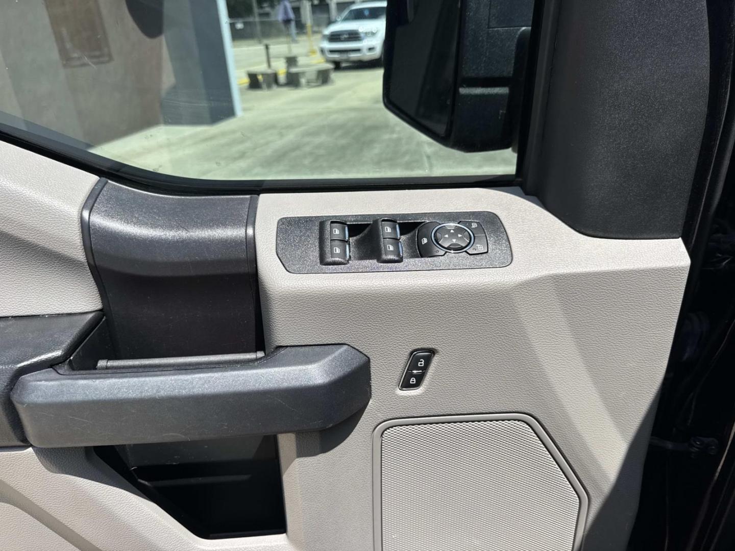 2020 Black /Black Ford F-150 XL 2WD SuperCrew 5.5' Box (1FTEW1C57LK) , Automatic transmission, located at 6904 Johnston St., Lafayette, LA, 70503, (337) 988-1960, 30.143589, -92.100601- Photo#19