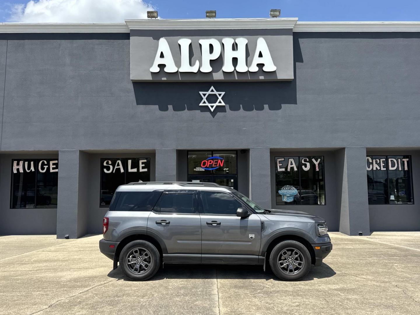 2021 Gray /Ebony Ford Bronco Sport Big Bend 4x4 (3FMCR9B62MR) , Automatic transmission, located at 6904 Johnston St., Lafayette, LA, 70503, (337) 988-1960, 30.143589, -92.100601- Photo#0