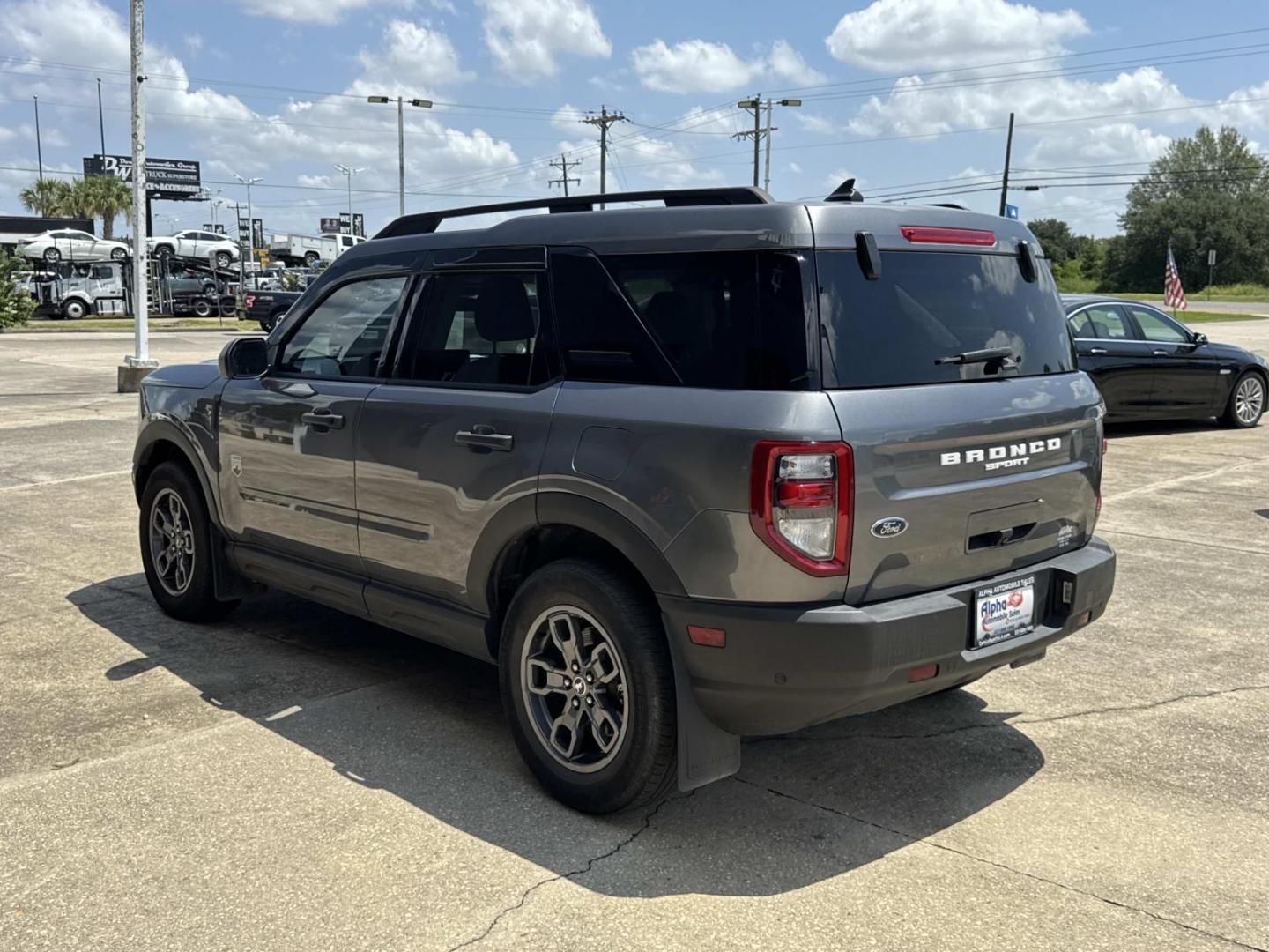 2021 Gray /Ebony Ford Bronco Sport Big Bend 4x4 (3FMCR9B62MR) , Automatic transmission, located at 6904 Johnston St., Lafayette, LA, 70503, (337) 988-1960, 30.143589, -92.100601- Photo#5