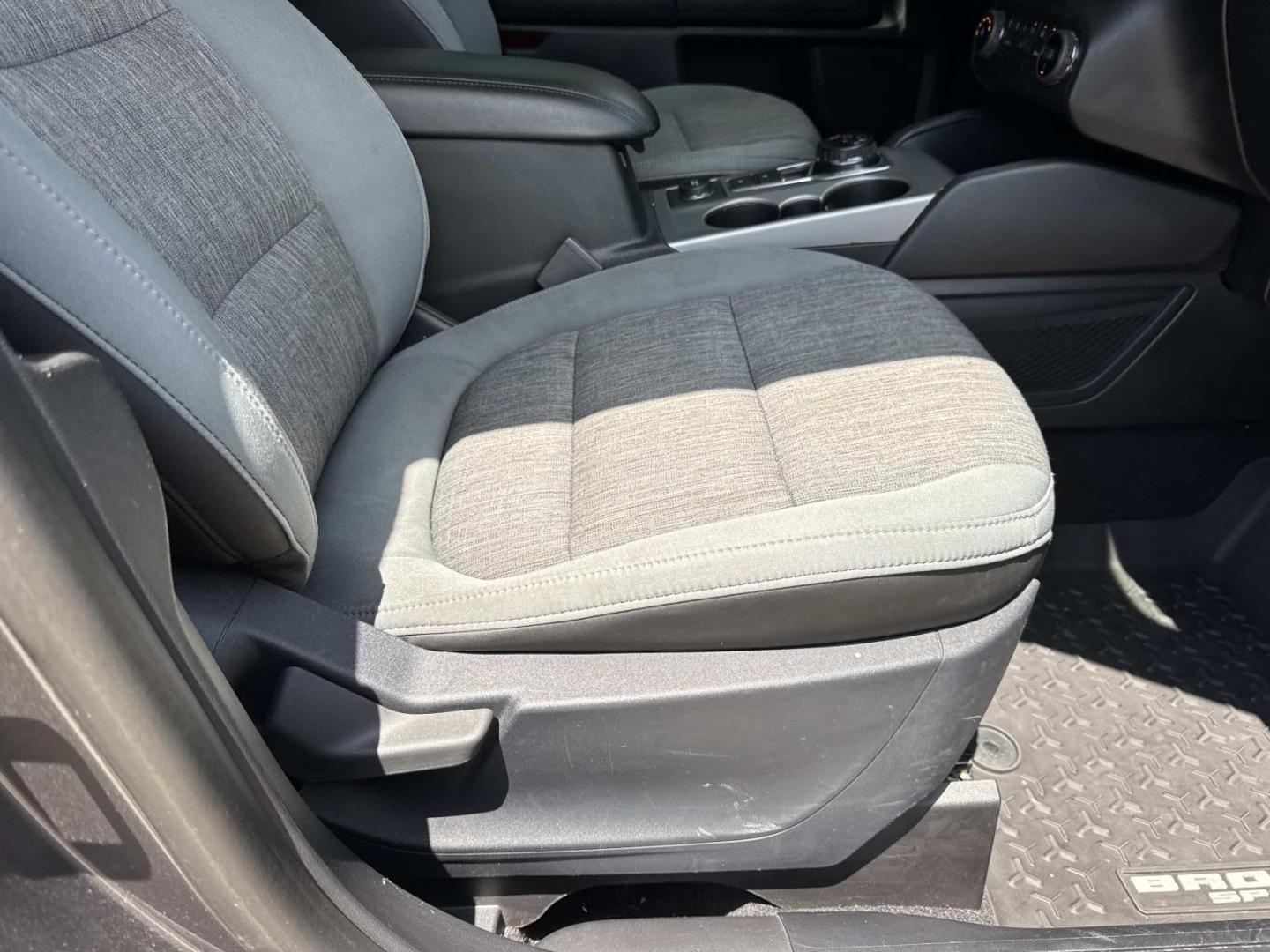 2021 Gray /Ebony Ford Bronco Sport Big Bend 4x4 (3FMCR9B62MR) , Automatic transmission, located at 6904 Johnston St., Lafayette, LA, 70503, (337) 988-1960, 30.143589, -92.100601- Photo#12