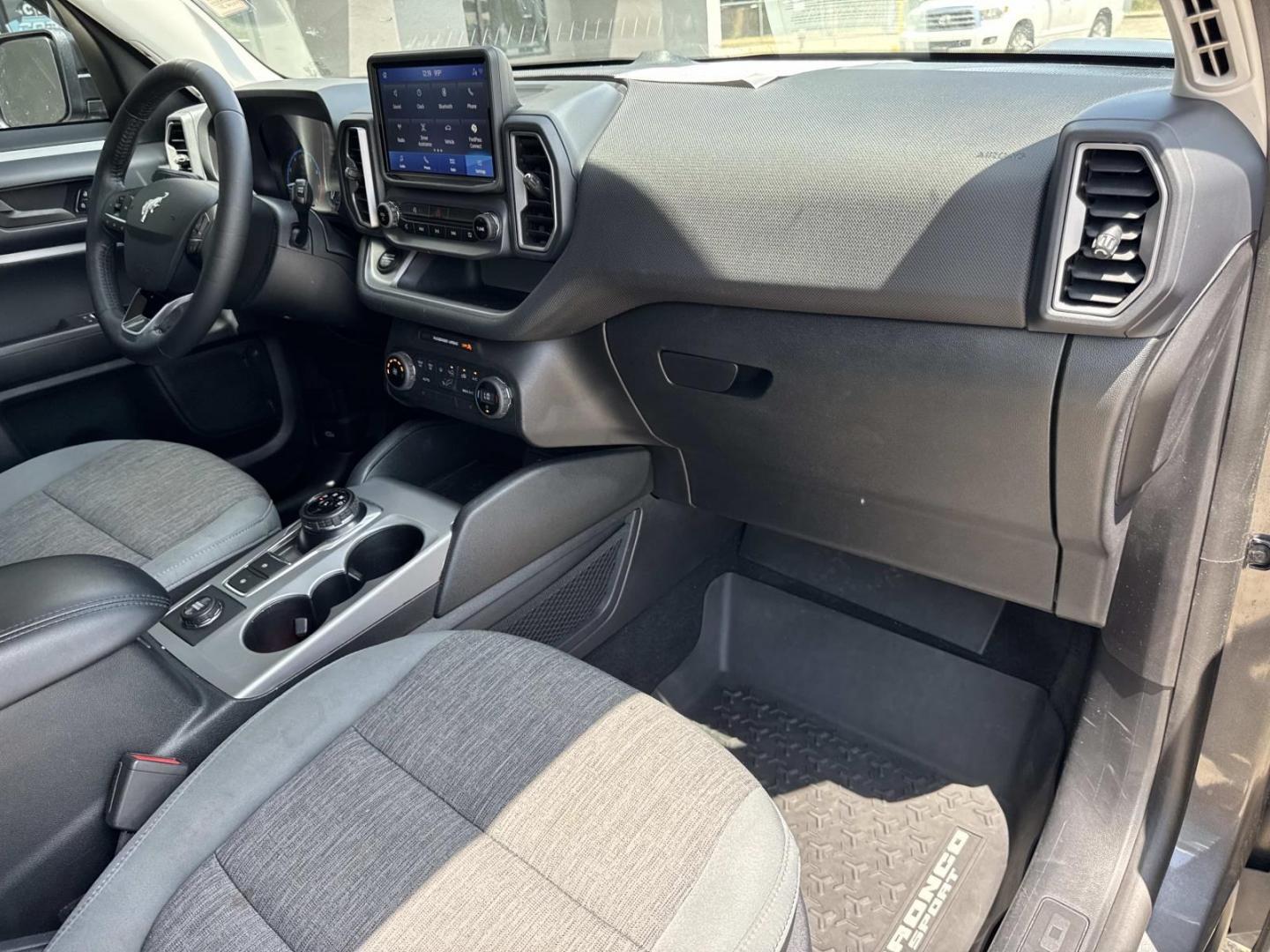 2021 Gray /Ebony Ford Bronco Sport Big Bend 4x4 (3FMCR9B62MR) , Automatic transmission, located at 6904 Johnston St., Lafayette, LA, 70503, (337) 988-1960, 30.143589, -92.100601- Photo#13