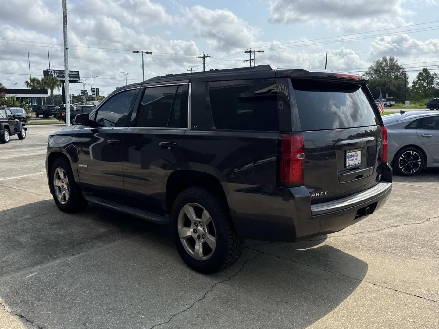 2015 Brown /Tan Chevrolet Tahoe 4WD 4dr LT (1GNSKBKC7FR) , Automatic transmission, located at 6904 Johnston St., Lafayette, LA, 70503, (337) 988-1960, 30.143589, -92.100601- Photo#5