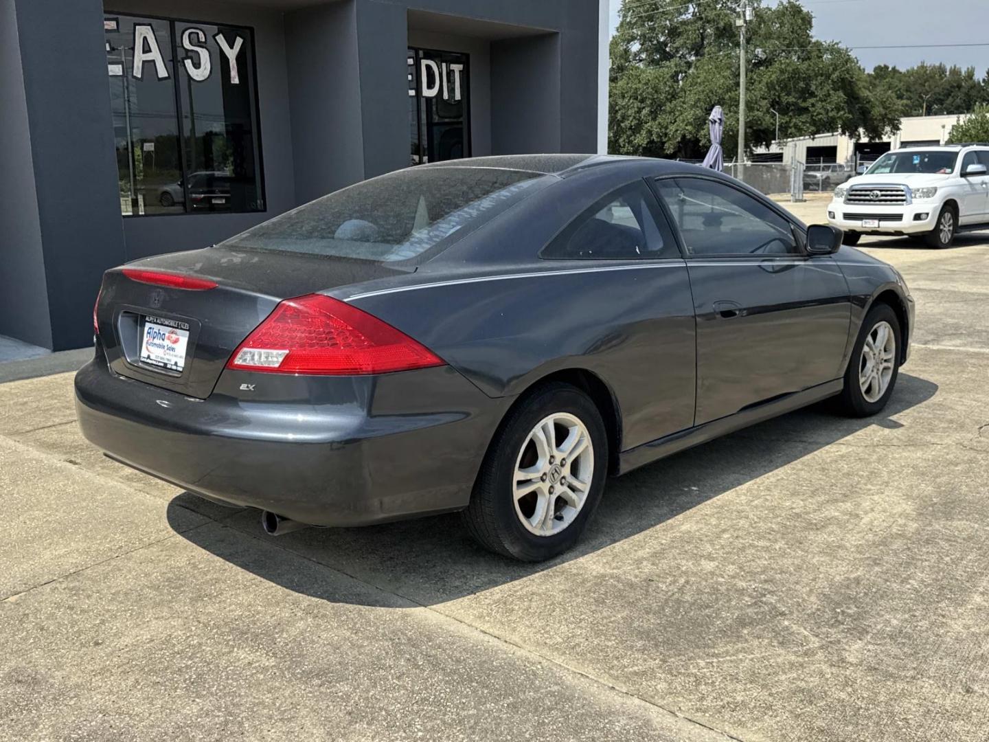 2007 Blue /Gray Honda Accord Cpe 2dr I4 AT LX (1HGCM723X7A) , Automatic transmission, located at 6904 Johnston St., Lafayette, LA, 70503, (337) 988-1960, 30.143589, -92.100601- Photo#6